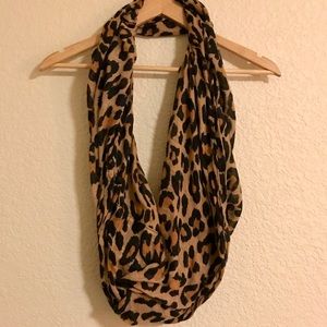Infinity Leopard Scarf